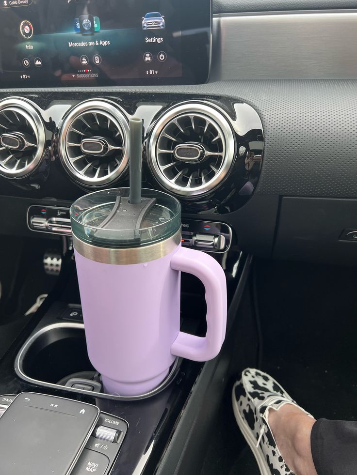 Premium Insulated Mega Mug with Handle & Straw – 40oz Leakproof Tumbler - DailyMart™